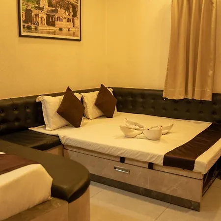 Seasons Suites Jp Nagar Bangalore Room photo